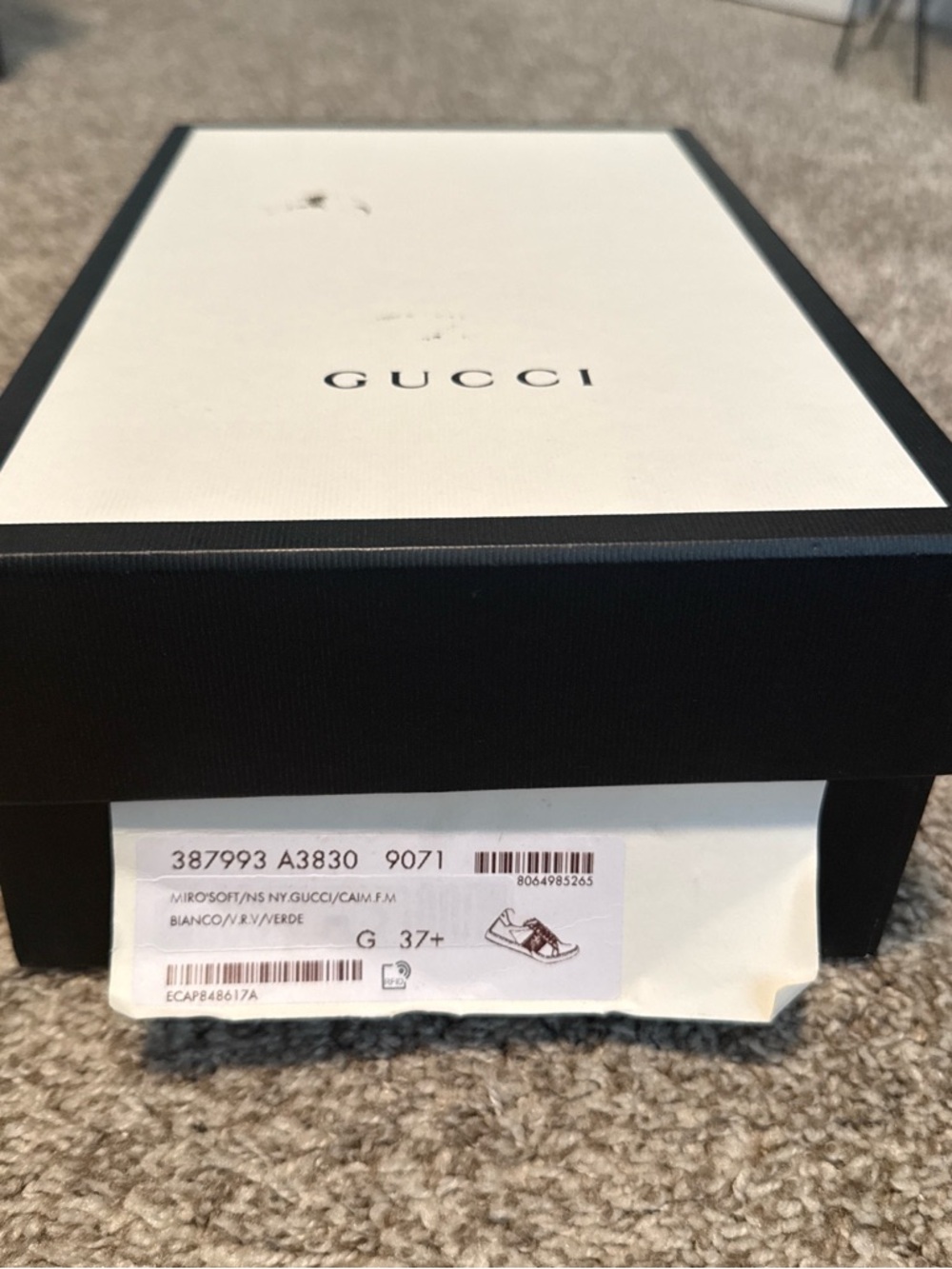 Authentic Gucci White Low-Top Leather Sneakers with Red & Green Stripe - Picture 7 of 7